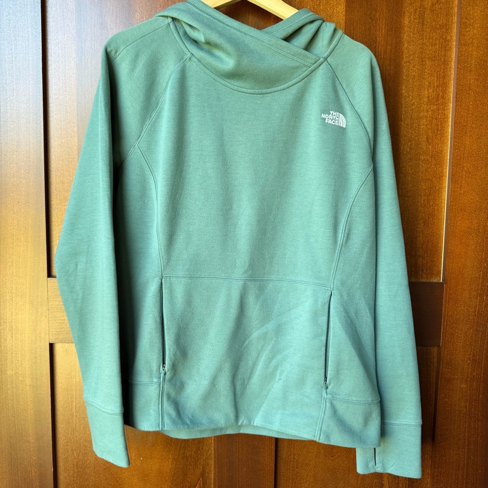 Women’s The North Face Hoodie Size Large
